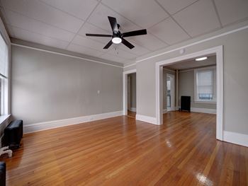 Unfurnished room